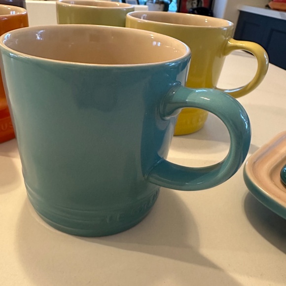 Le Creuset Mugs & Butter Dish - Picture 3 of 6